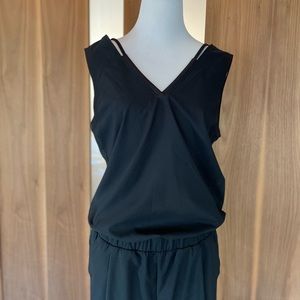 Lolë black jumpsuit ⭐️